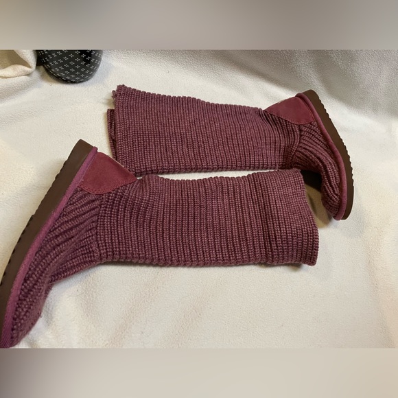 UGG boots - Picture 3 of 10